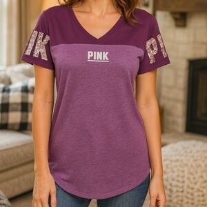 PINK Victoria's Secret V-Neck Tee XS